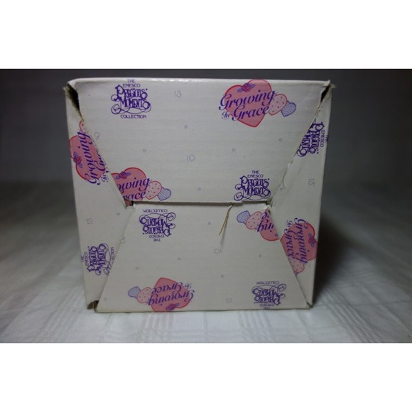 Precious Moments Growing in Grace Age 2 Blonde Girl with Blocks 1994 - 136212 - Picture 9 of 12